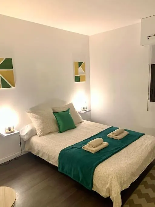 Spacieux Duplex Parisien Renove, Proche Tour Eiffel Apartment Paris