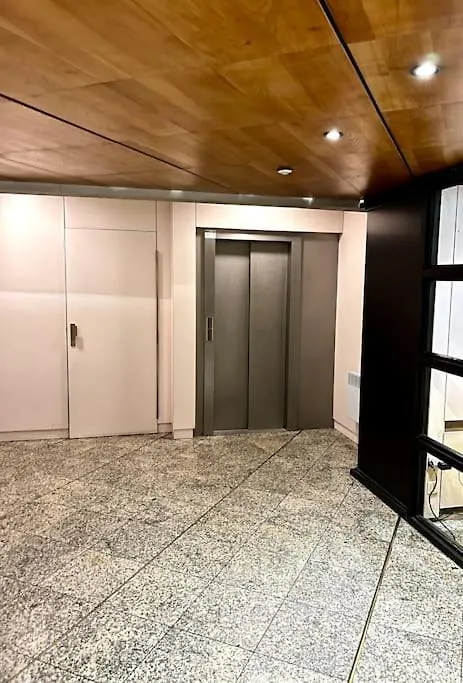 Apartman Spacieux Duplex Parisien Renove, Proche Tour Eiffel